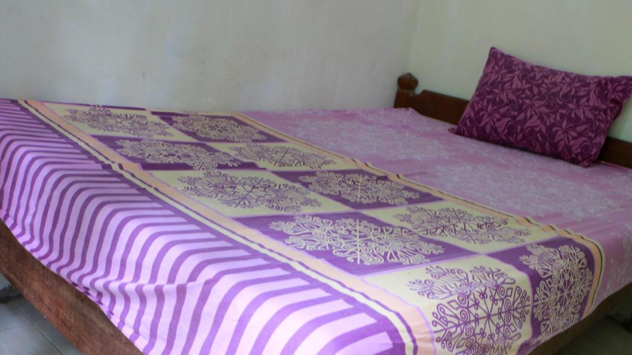 Gerbang Banyu Langit Cottage Bantul Buitenkant foto